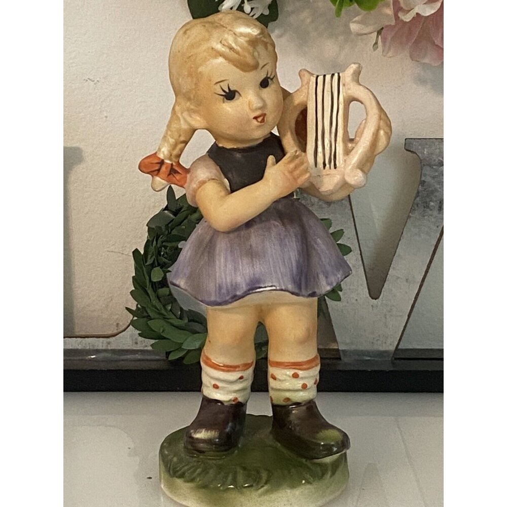 Vintage Porcelain Figurine Blonde Girl Playing Harp Hand‎ Painted 6” Collectible